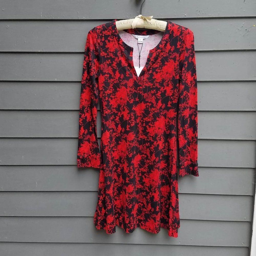 NWT Diane Von Furstenburg Red Black Floral Dress size 6